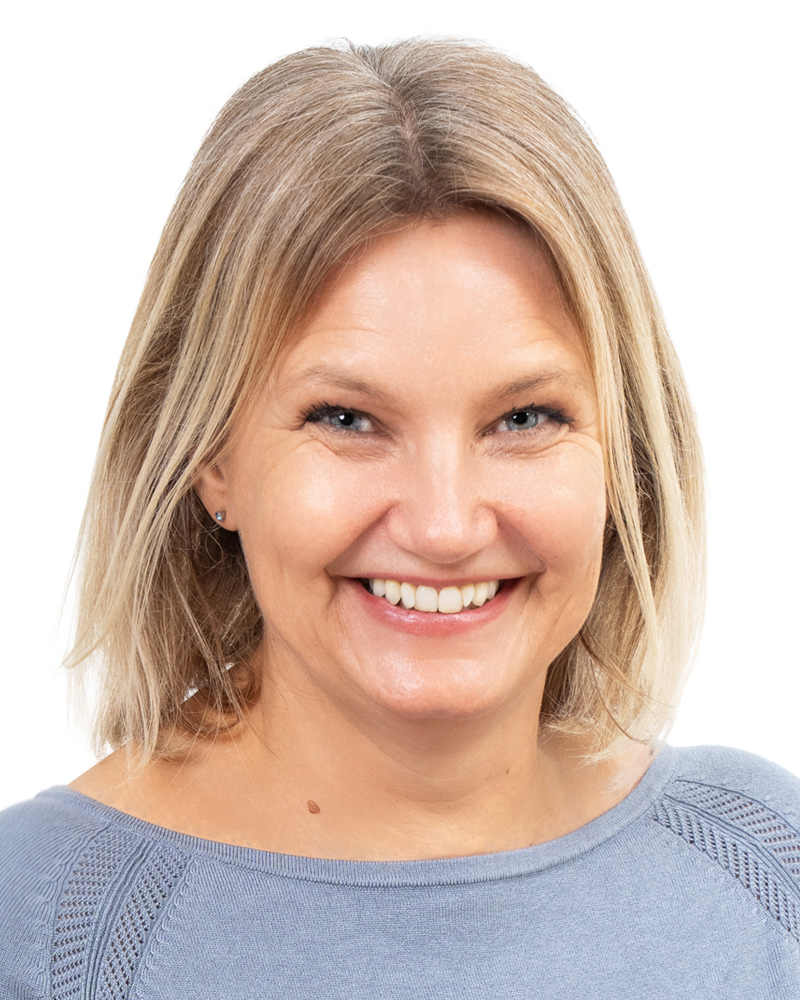 Szammer,Nina